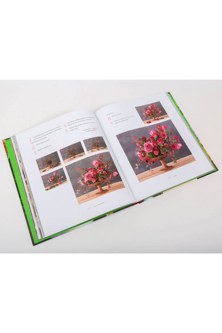 Color Me Floral Book - Mildred Hoit